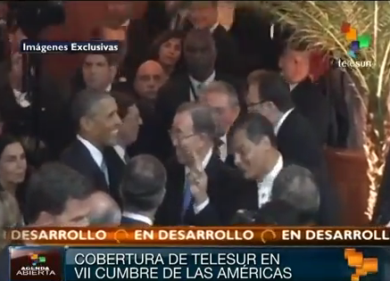 Correa bromeando con Obama.