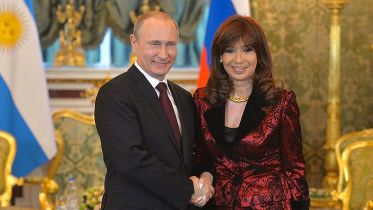 Los presidentes Cristina Fernández y Vladimir Putin.