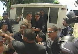 El entonces Diputado de la Asamblea Nacional disuelta por el decreto golpista de Carmona, Tarek William Saab, al momento de su arbitraria detención el 12 de abril de 20012
