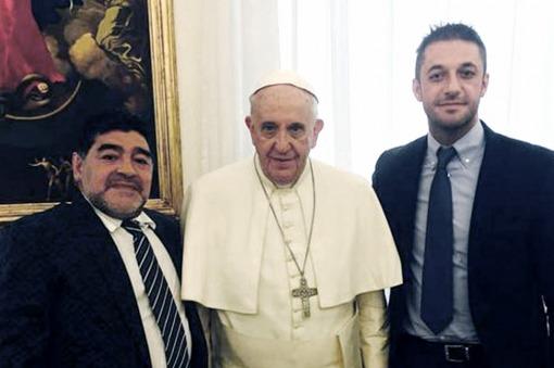 Maradona junto al Papa Francisco
