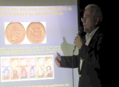 Jairo La Rotta hizo una interesante propuesta sobre lo que llamó el Bolivar-Oro en el foro: Guerra Económica y la Defensa del Bolívar (parte II),  organizado por el PPT, en la sala No 7 de Parque Central, en Caracas, el viernes 29 de mayo.