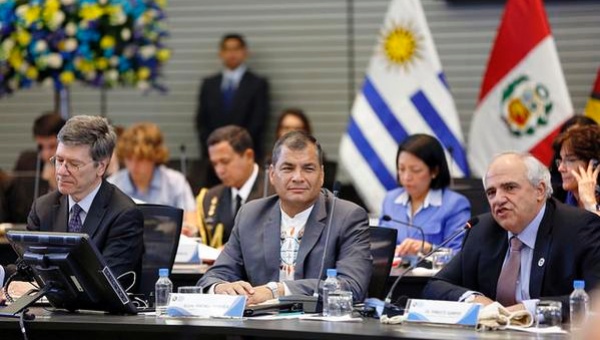 El presidente Correa Durante la inauguración de una Conferencia Internacional sobre Desarrollo Sostenible