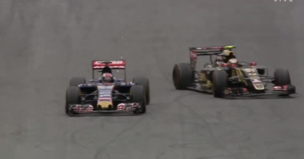Pastor Maldonado reacciona de forma rápida a la maniobra evasiva de Max Verstappen, y logró rebasarlo para finalizar séptimo en el Grand Prix de Austria de Fórmula Uno.