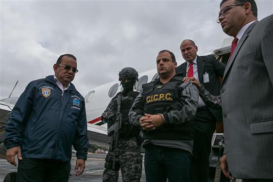 Yonny Bolívar a su llegada a Venezuela deportado de Colombia.