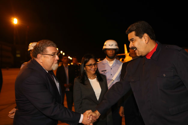 El Presidente llegó ayer a Brasil para participar en la cumbre del Mercosur
