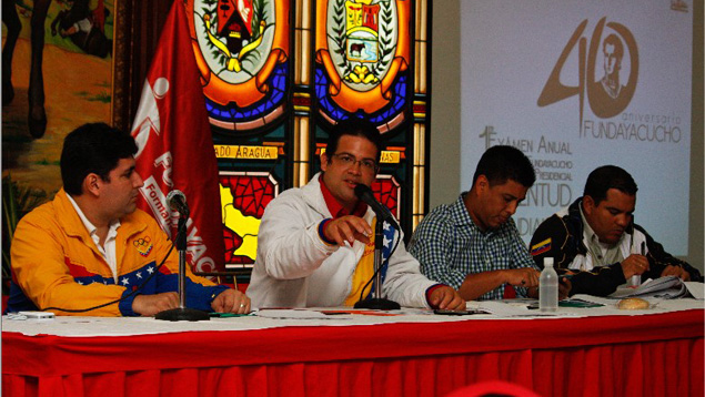 Presidente de Fundayacucho durante la reunión sostenida con el ministro Infante