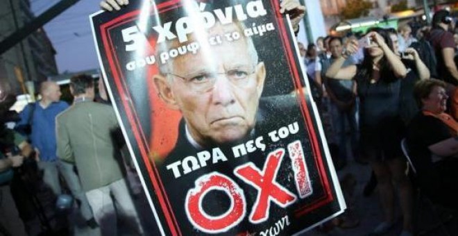 Wolfgang Schäuble en una portada de propaganda por el NO en Grecia