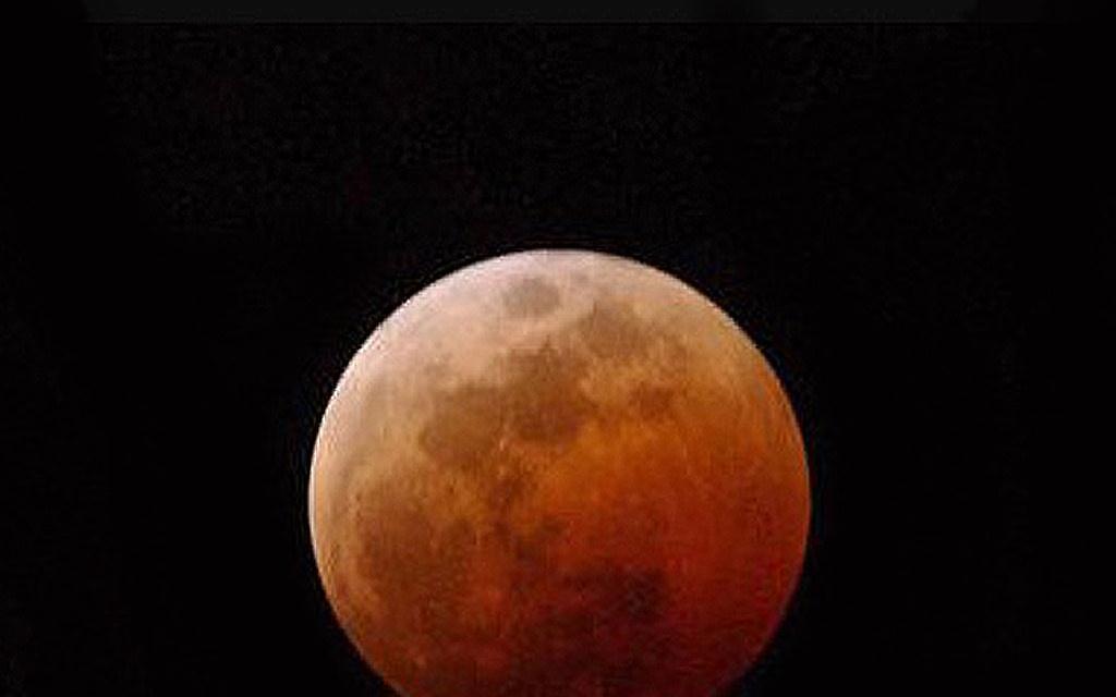 Los especialistas aseguran que el eclipse total lunar tendrá una particularidad y es que coincidirá con “la súper Luna”