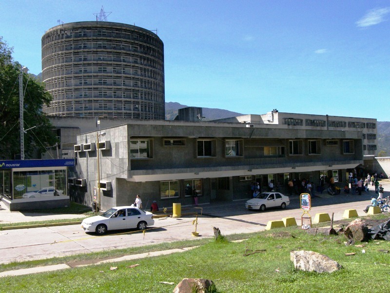 Hospital de la Universidad de Los Andes en Mérida, su capacidad siempre puesta a prueba, ante las fallas de los hospitales alternos de la entidad andina.