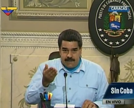 “Creo que a partir de hoy usted ha cometido un error muy grave que es irrespetar al Presidente de Venezuela, pero así y todo tengo que decir que a pesar de sus expresiones ofensivas e irrespetuosas a nuestra historia, yo como Presidente de Venezuela estoy obligado a hablar con usted”, dijo el jefe de Estado a su par colombiano.