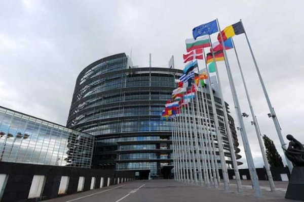 La Unión Europea mantiene congeladas cuentas a bancarias a funcionarios rusos y empresas