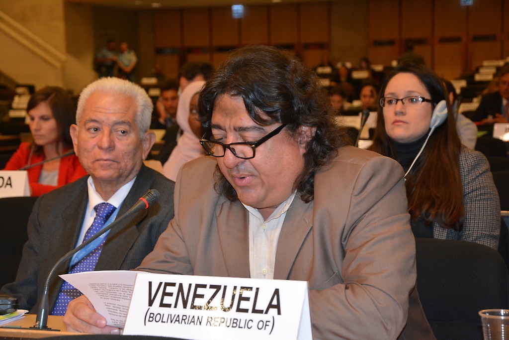 El presidente de la Comisión Nacional para Refugiados de Venezuela, Yldefonso Finol