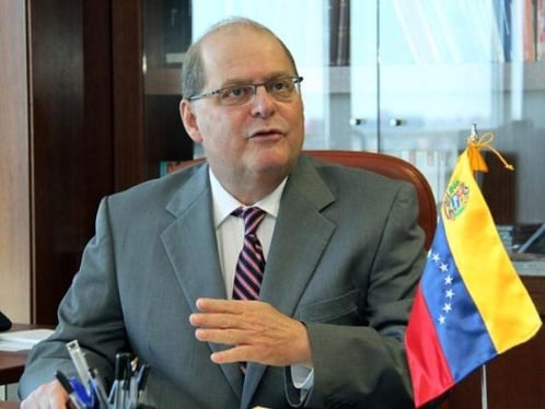 El embajador de Venezuela en la OEA, Bernardo Álvarez