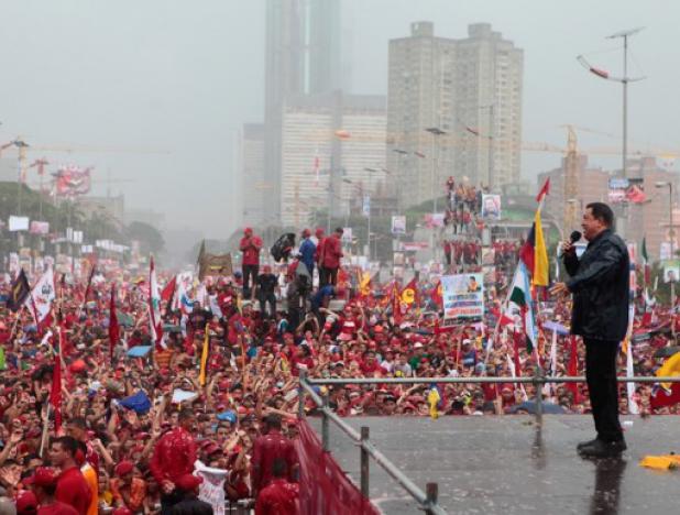 Chávez el 4 de octubre de 2012 en la avenida Bolívar