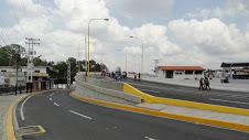 El distribuidor “Robert Serra”, en la entrada de El Vigía, estado Mérida