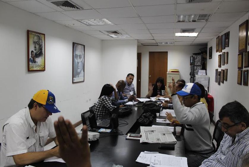 2 mil 216 millones enviados por el gobierno nacional para el pago de aguinaldos de los trabajadores de la gobernación de Miranda