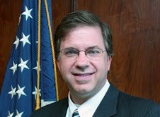 El diplomático Todd C. Chapman