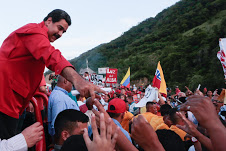 Presidente Maduro en caravana en el estado Miranda