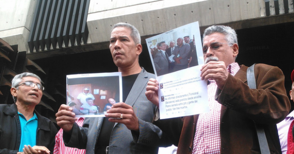 El gobernador de Anzoátegui, Nelson Moreno denunció que operadores político del partido Acción Democrática están utilizando mafias sindicales para generar disturbios y caos en la población.