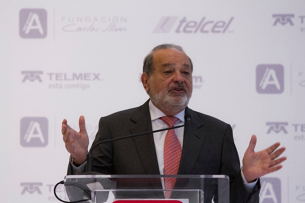 Carlos Slim Helú durante la presentación de la plataforma App-prende el 15 de junio, en el museo Soumaya