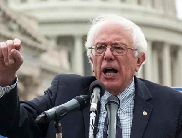 El popular y carismático Bernie Sanders quien se auto-calificó como un candidato "socialista-demócrata" y de la juventud.