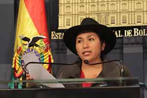 La ministra de Comunicación de Bolivia, Marianela Paco
