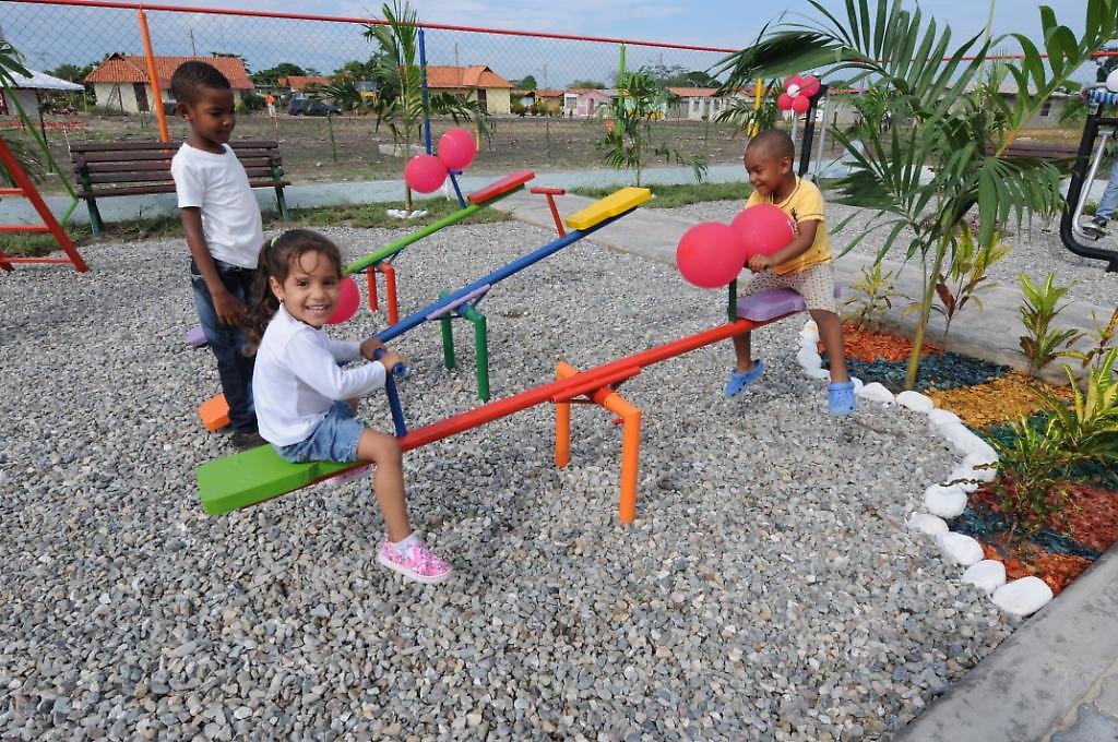 Con alegría, colores y música afrodescendiente se llevó a cabo la inauguración del espacio recreacional "Niño Simón", como parte del Programa Parques "La Alquitrana" de PDVSA La Estancia