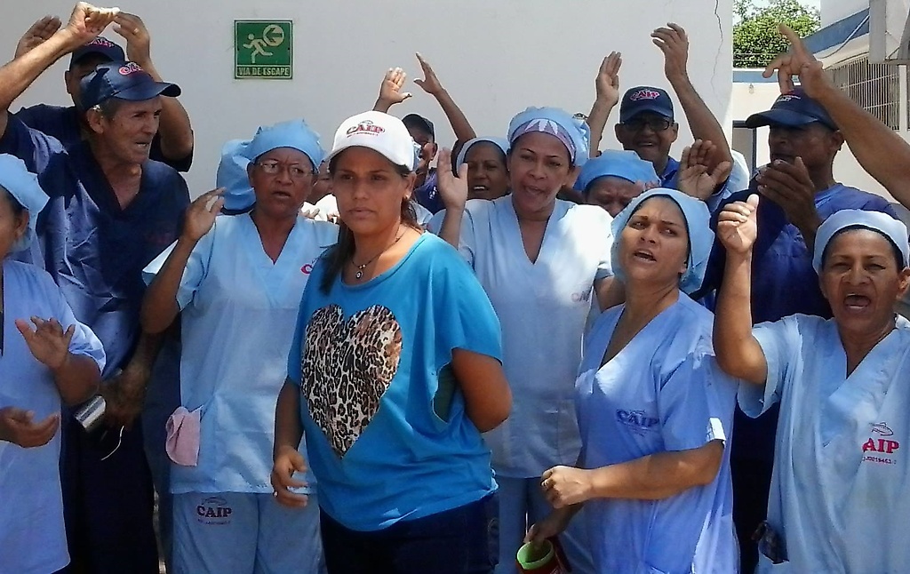 Trabajadores del CAIP protestaan por recorte en la comida