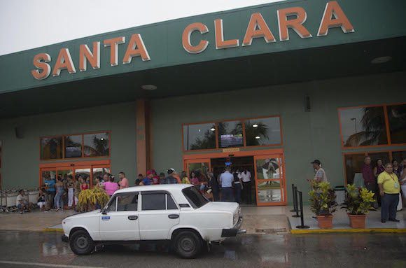 Aeropuerto de Santa Clara en vísperas de la llegada del primer vuelo regular entre Cuba y EEUU en más de 50 años.