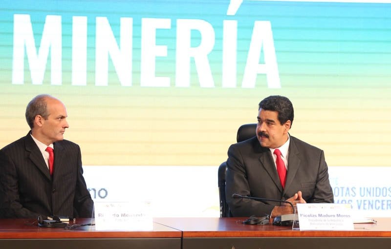 Presidente Nicolás Maduro durante un evento de firma de acuerdos del Arco Minero con empresas de EEUU, Canadá, Suiza y empresarios venezolanos.
