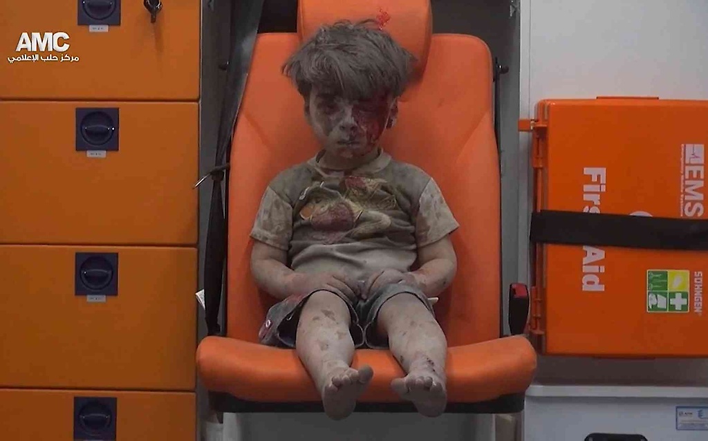 Omran, el niño que retrata el horror en Siria