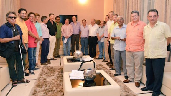 Finalizan las reuniones de las FARC-EP y el gobierno de Colombia