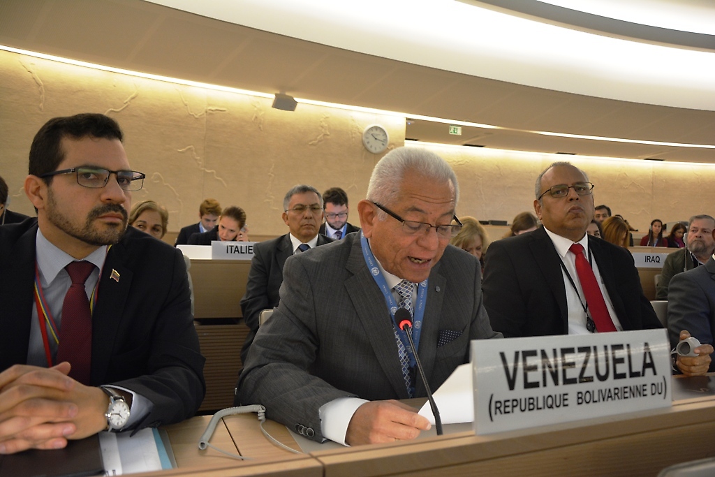 El embajador venezolano ante la ONU-Ginebra, Jorge Valero, durante su intervención