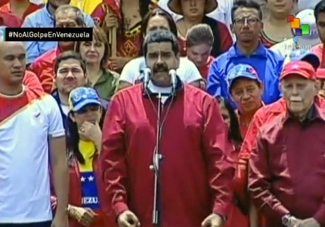 El presidente Maduro denunció que en la zona norte de Caracas, específicamente a 500 metros del Palacio de Miraflores, fueron capturados 92 colombianos que integraban un campamento  de paramilitares y mercenarios.