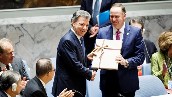 Santos  hizo la entrega ante la Presidencia del Consejo de Seguridad y en presencia del secretario general de la ONU, Ban Ki-moon
