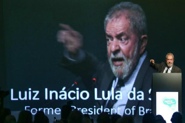 "No puedo admitir tamaña irresponsabilidad", dijo Lula.
