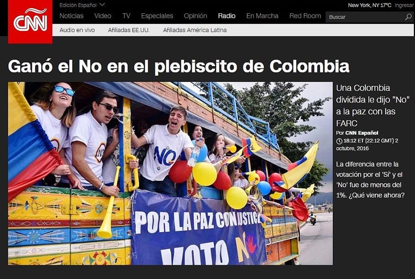 Seguidores por el "NO" una clase social que no acepta el camino de la PAZ es promocionada en el portal CNN. Observe los titulares en la columna de la derecha: "Una Colombia dividida le dijo "NO" a la paz con las FARC"
