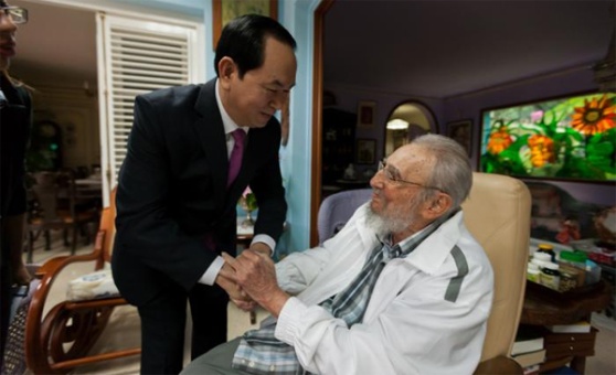 Fidel Castro y Tran Dai Quang. El lider vietnamita fue el último presidente en visitar a Fidel