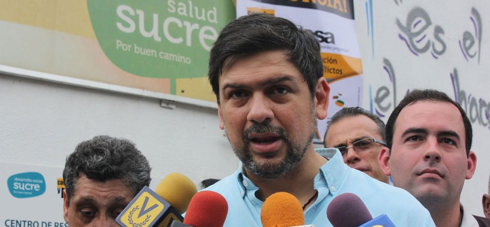 El  alcalde del municipio Sucre, Carlos Ocariz