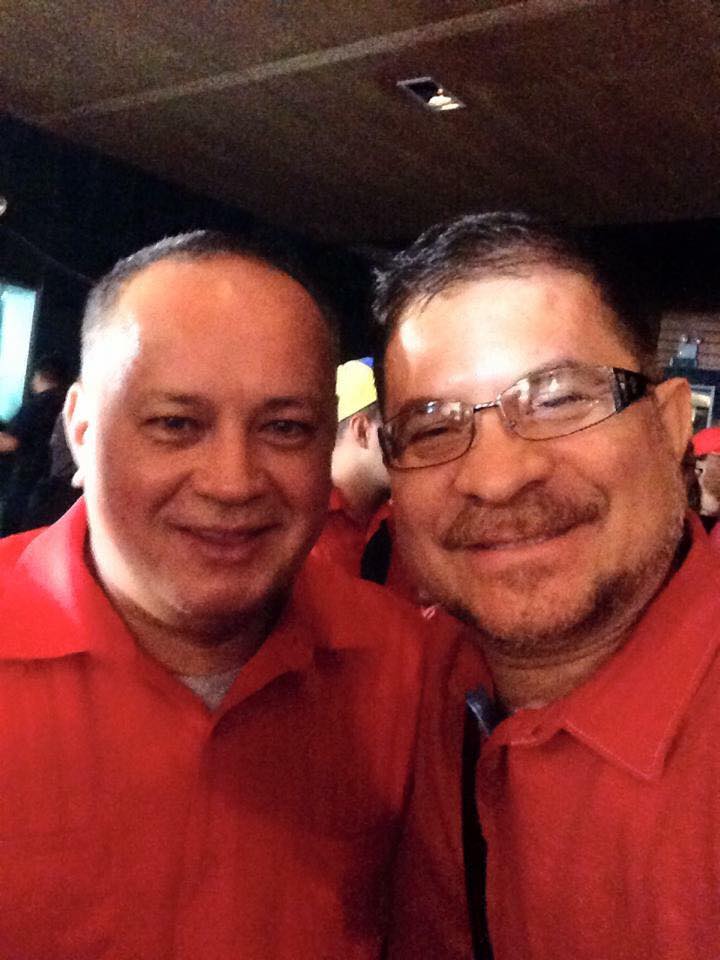 Ricardo Moreno con el diputado Diosdado Cabello.