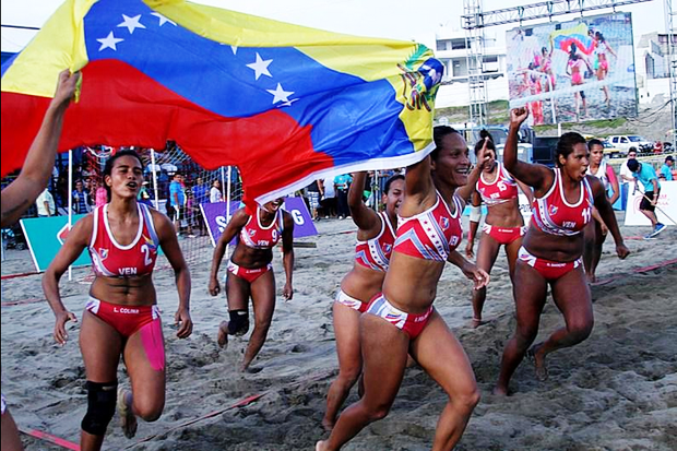 Con un gran total de 153 medallas conquistadas en la historia de los Juegos Bolivarianos de Playa, Venezuela se mantiene como la nación líder del medallero general