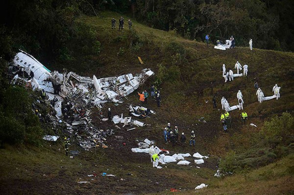 Una de las primeras medidas que tomó el gobierno de La Paz, tras la tragedia, fue destituir a las principales autoridades de las estatales Dirección General de Aeronáutica Civil y la operadora de aeropuertos Aasana