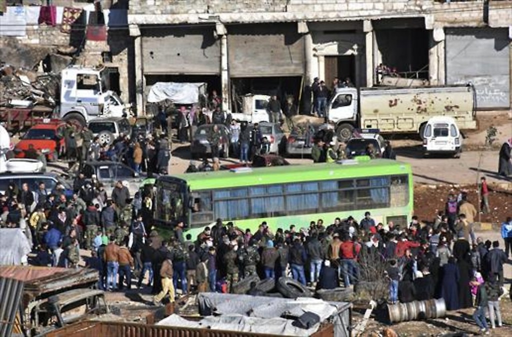 Evacuación de rebeldes en Alepo