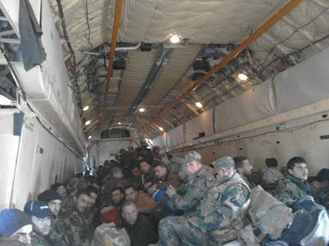 Fuerzas élite de la Guardia Republicana del Ejército Árabe Sirio rumbo a Deir Ezor.