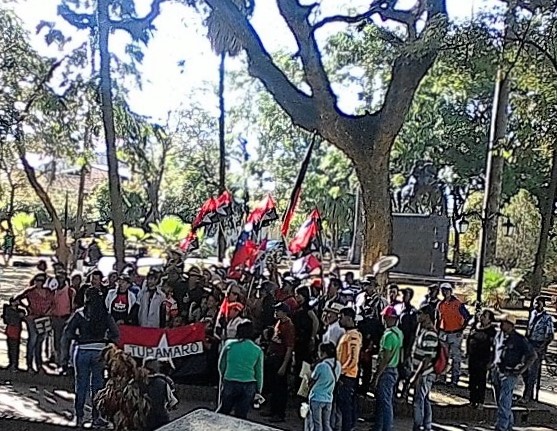 Segundo día de protesta campesina en la Plaza Bolivar de Barinas y sus alrededores