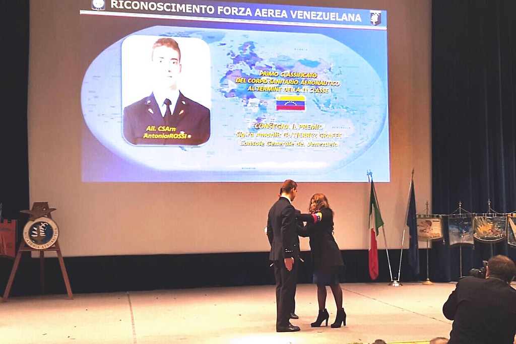Noticias de la AMBV - Página 30 Venezuela-premio-aereo_italia