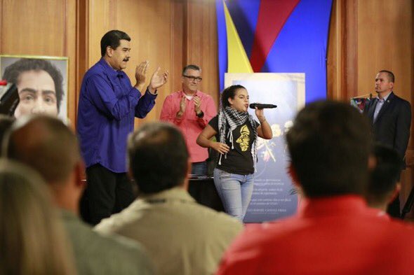 El presidente Maduro desde el Salón Ayacucho del Palacio Presidencial de Miraflores, en Caracas