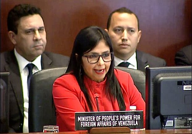 La canciller venezolana Delcy Rodríguez se dirige ante la plenaria de manera contundente ante el proceso injerencista de Luis Almagro y "el grupo" que los acompaña.