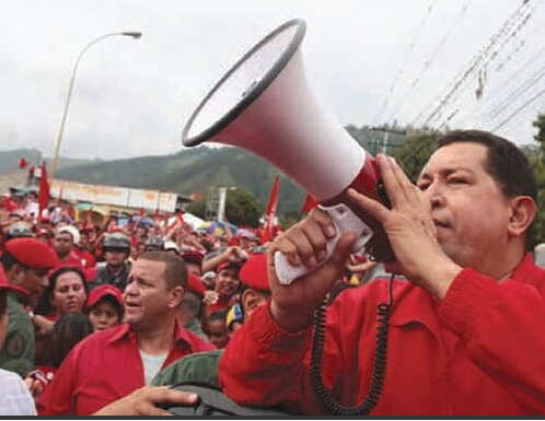 Hugo Chávez en la calle con el pueblo