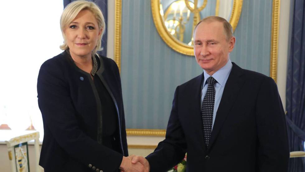 Marine Le Pen y Vladimir Putin